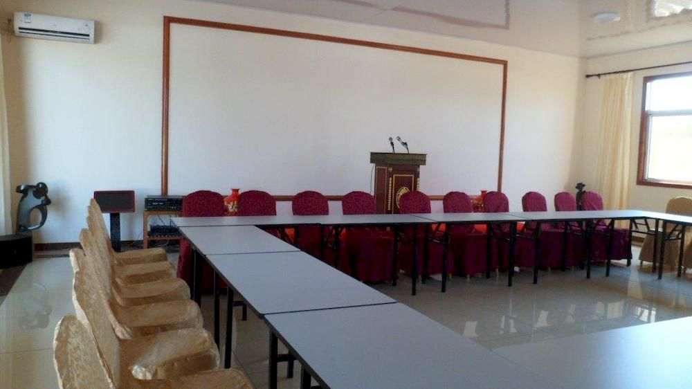 Oriental Swan Hotel Livingstone Bagian luar foto