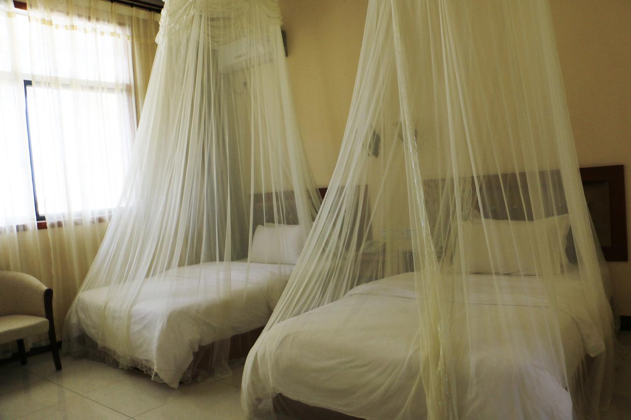 Oriental Swan Hotel Livingstone Bagian luar foto