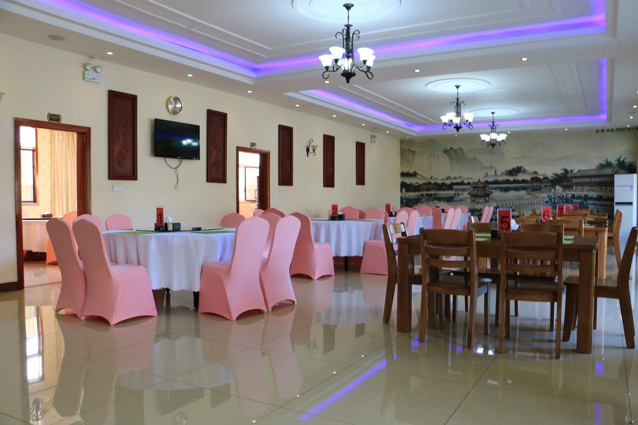 Oriental Swan Hotel Livingstone Bagian luar foto